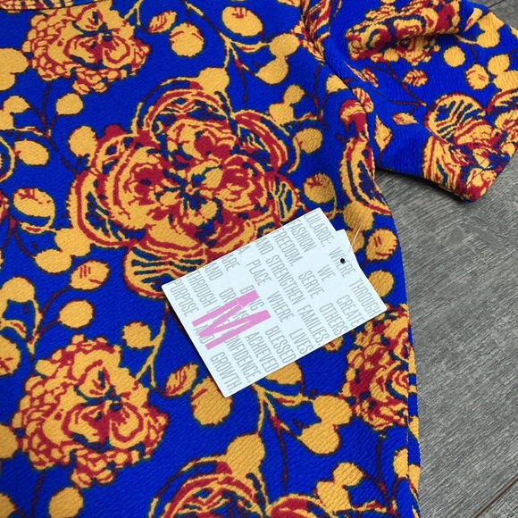LuLaRoe Amelia - Picture 2 of 4